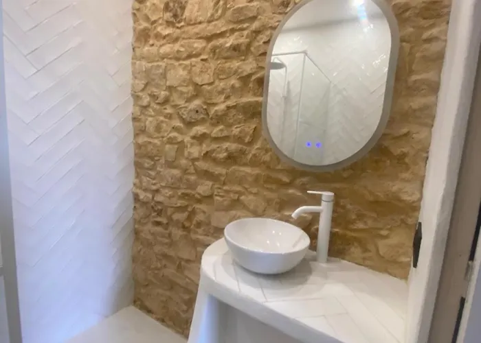 Maison As Cambous بيت ضيافة